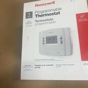 NEW- Open Box Honeywell Basic Programmable Thermostat RTH221B Immediate Ship!!!